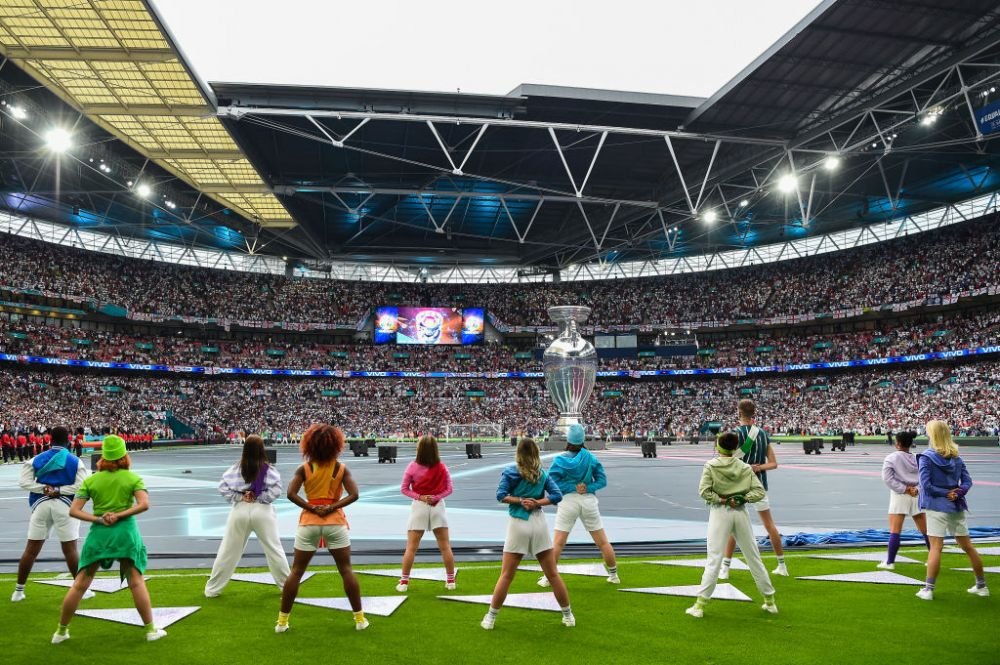 Show total inainte de finala Euro 2020 dintre Italia si Anglia! Artificii, coregrafie si un trofeu urias pentru un spectacol de poveste   _10