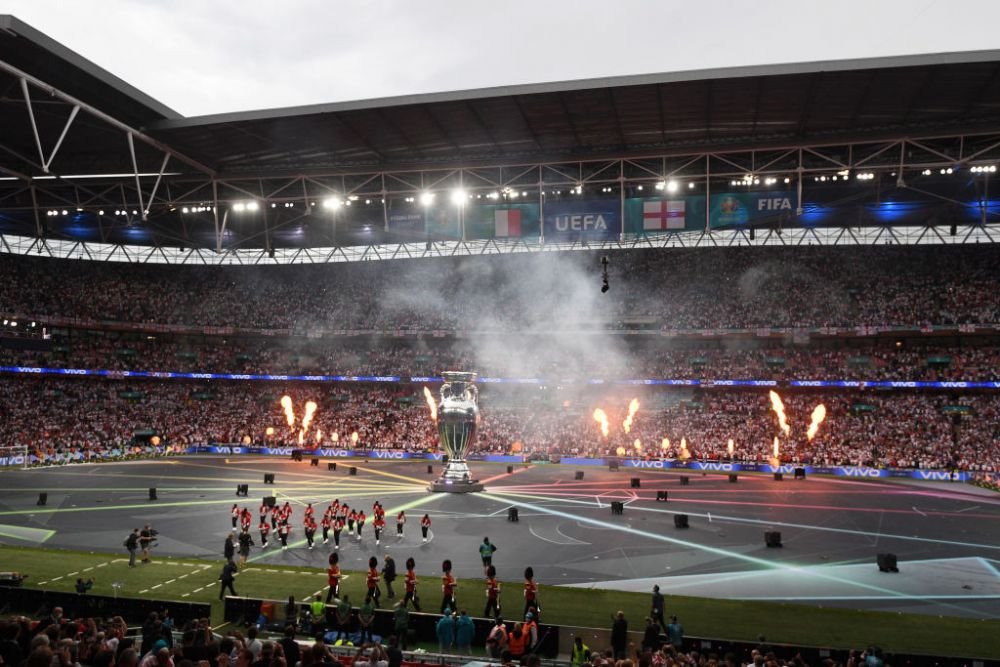 Show total inainte de finala Euro 2020 dintre Italia si Anglia! Artificii, coregrafie si un trofeu urias pentru un spectacol de poveste   _12
