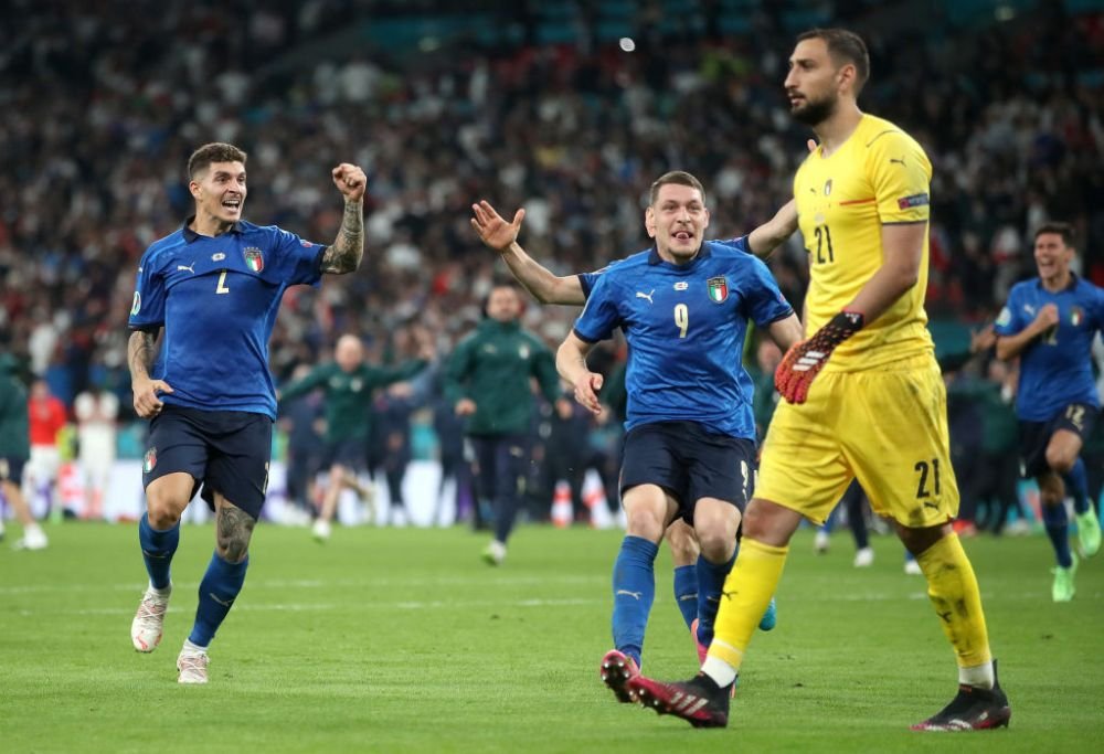 Donnarumma, jucatorul turneului de la Euro 2020! Fotbalistii laureati de UEFA la acest Campionat European _4