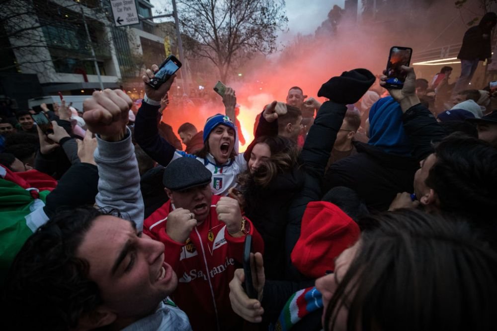 S-a zguduit piata! Imagini spectaculoase cu bucuria suporterilor italieni dupa castigarea Campionatului European_2