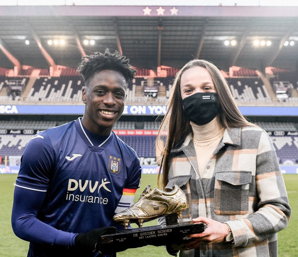 Arsenal transfera fosta rezerva a lui Stanciu! Tunarii vor plati 18 de milioane de euro pentru un belgian de 21 de ani