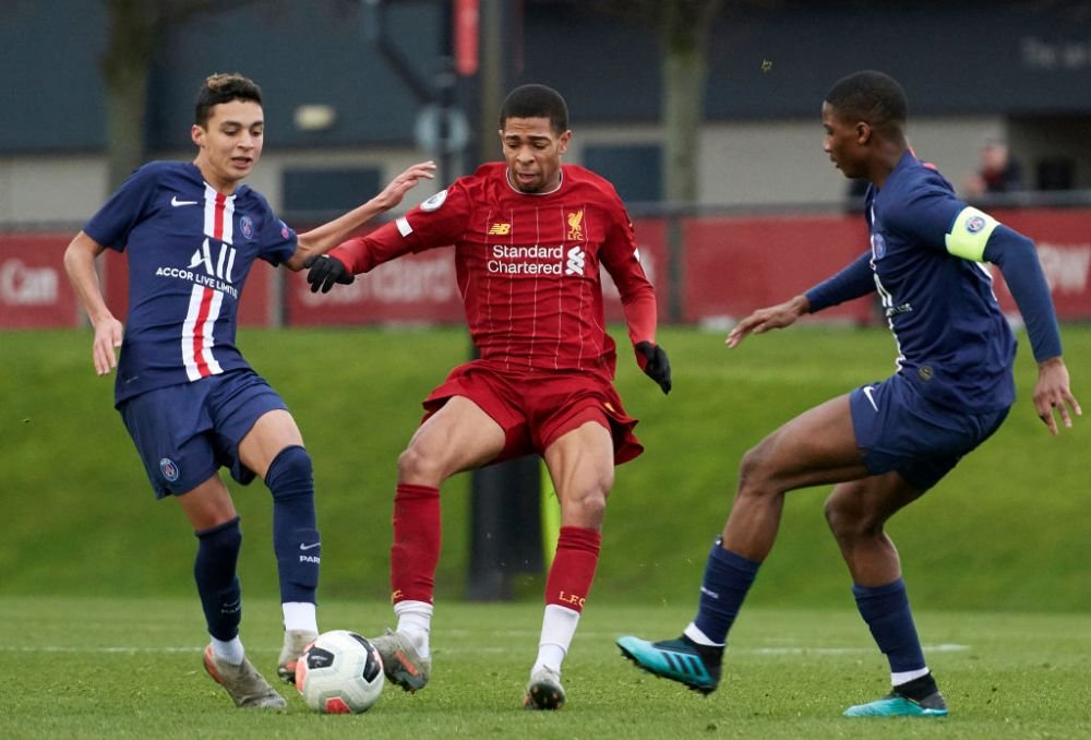 FC Barcerlona a transferat un jucator de la PSG! Lovitura pentru clubul din Paris_3