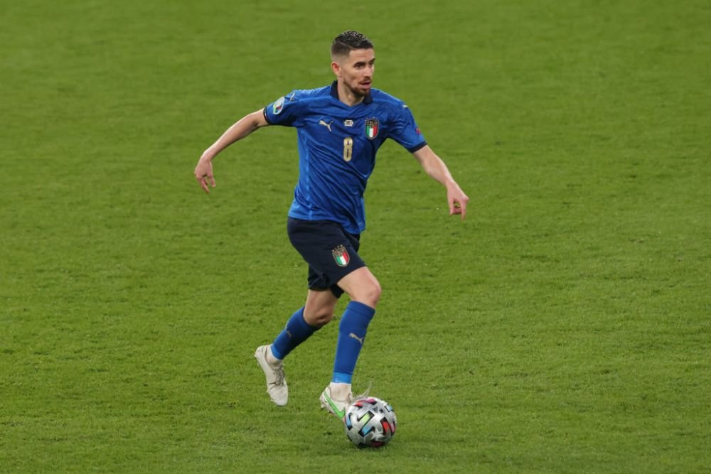 UEFA a anuntat echipa oficiala a turneului! Cinci jucatori italieni au prins 'primul 11'! Golgheterul Ronaldo a fost lasat pe dinafara. Cum arata_5