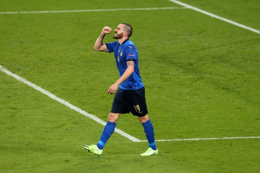 UEFA a anuntat echipa oficiala a turneului! Cinci jucatori italieni au prins 'primul 11'! Golgheterul Ronaldo a fost lasat pe dinafara. Cum arata_6