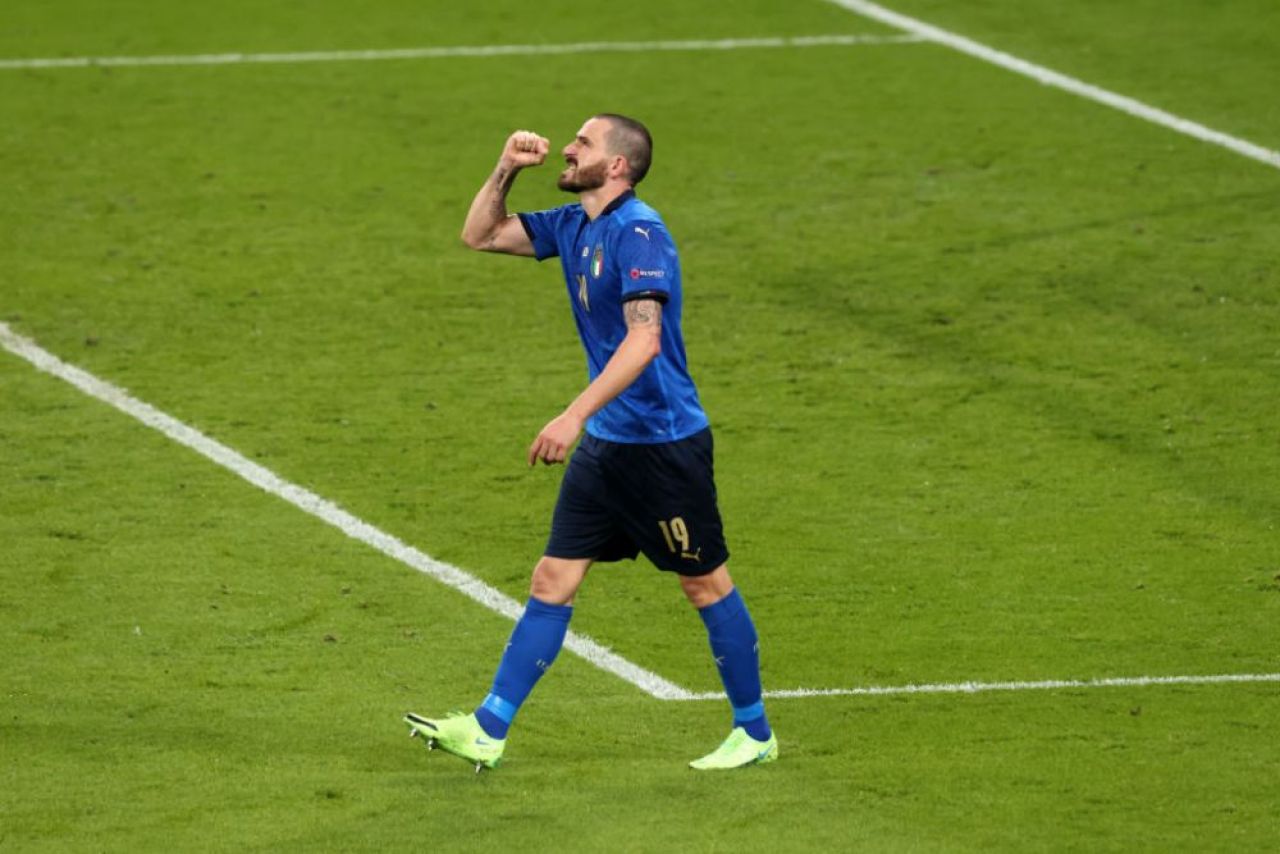 UEFA a anuntat echipa oficiala a turneului! Cinci jucatori italieni au prins 'primul 11'! Golgheterul Ronaldo a fost lasat pe dinafara. Cum arata_6