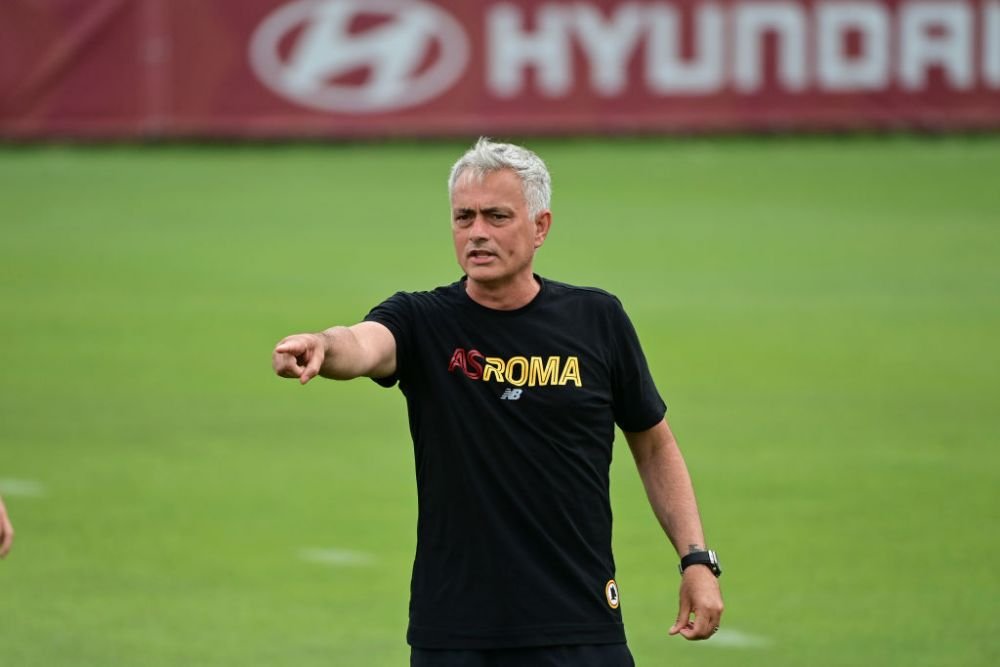 Momente impresionante in vestiarul de la AS Roma! Mourinho a filmat tot: peste 1,2 milioane de oameni au vazut clipul emotionant _3