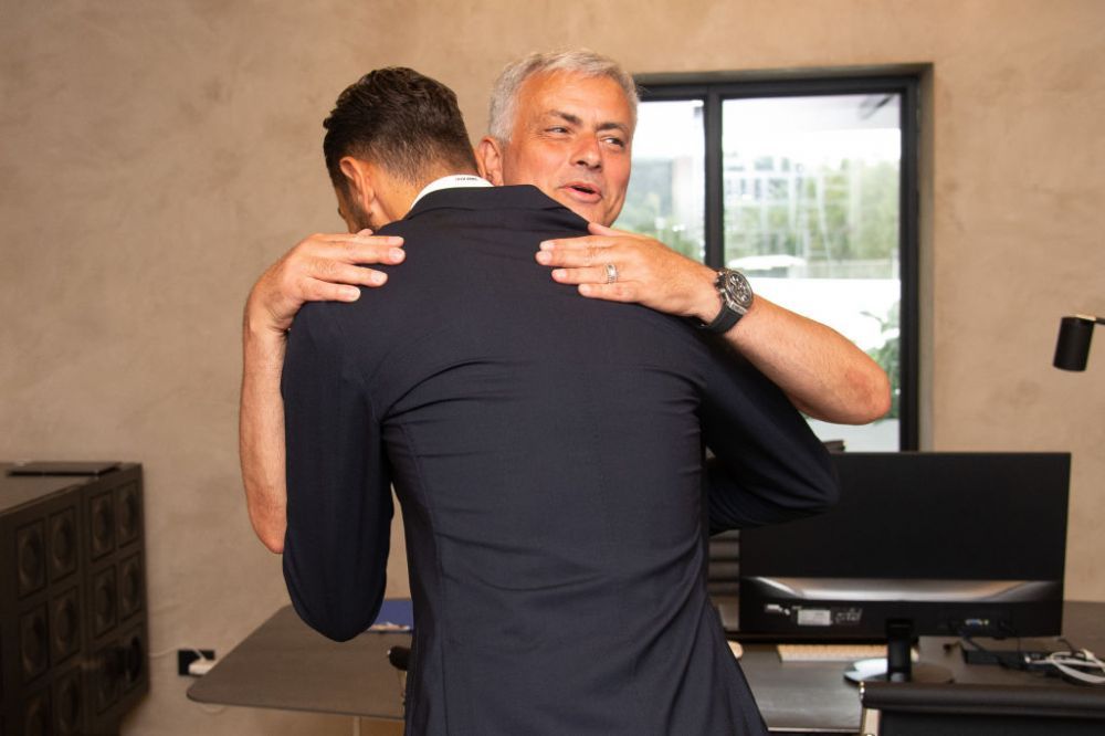 Momente impresionante in vestiarul de la AS Roma! Mourinho a filmat tot: peste 1,2 milioane de oameni au vazut clipul emotionant _6