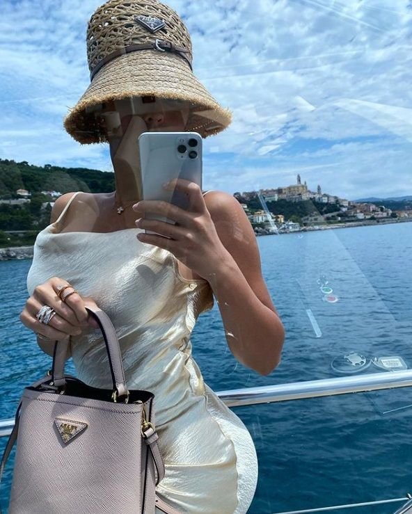 Georgina Rodriguez, noi postări din vacanță! Cum se relaxează alături de Cristiano Ronaldo: „Iubindu-te pe mare”_14