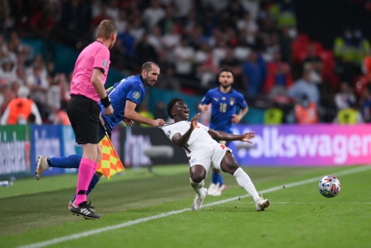 Jose Mourinho, impresionat de interventia lui Chiellini din finala Euro 2020!