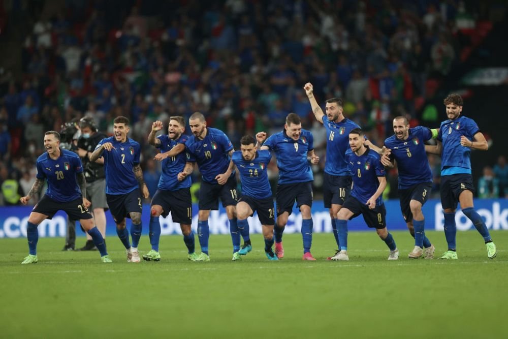Clipul care pune capat speculatiilor despre italieni. Aproape 5 milioane de oameni au vazut ce au facut jucatorii lui Mancini la finala EURO_7