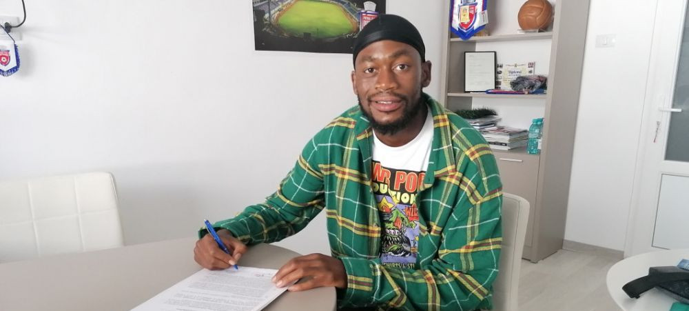 Tigari din alea de care avea el fumeaza si procurorii in Olanda! Valeriu Iftime, alaturi de jucatorul care are probleme cu legea