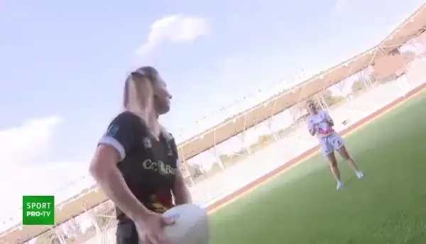 Doua surori fac senzatie in nationala de rugby a Romaniei! Una dintre fete e profesoara, cealalata e jandarmerita