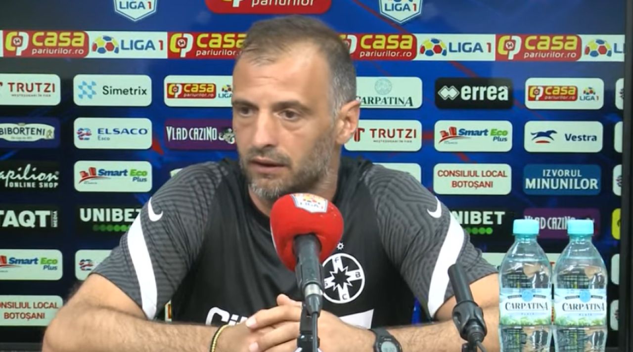 Pe repede inainte! Dinu Todoran a stabilit un nou record la meciul cu FC Botosani. Cate secunde a stat la conferinta de presa _2