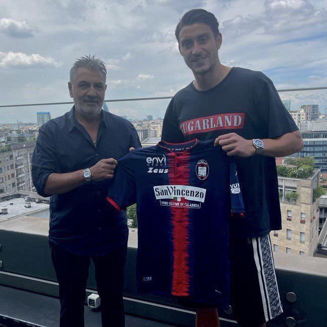 Ionut Nedelcearu a plecat de la AEK Atena! Fundasul roman a semnat cu o echipa din Italia _6