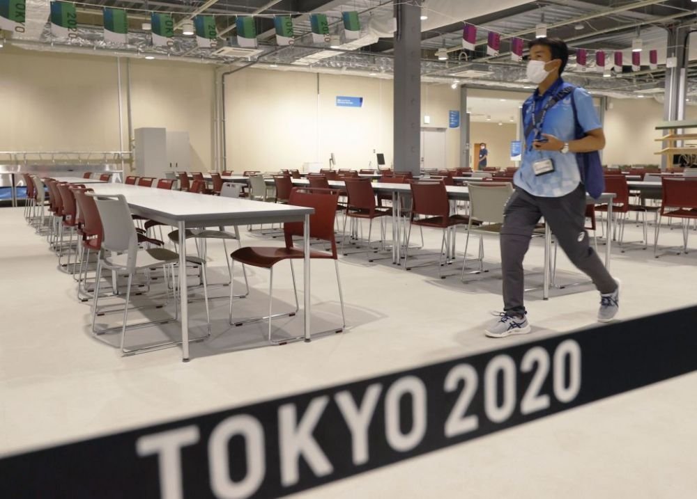 A aparut primul caz de Covid-19 in satul olimpic! O persoana a fost depistata pozitiv inainte de startul Jocurilor Olimpice_2