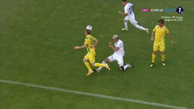 Intrare de K1 a unui fotbalist de la Gaz Metan! Arbitrul Gaman a aratat primul cartonas rosu al sezonului_2
