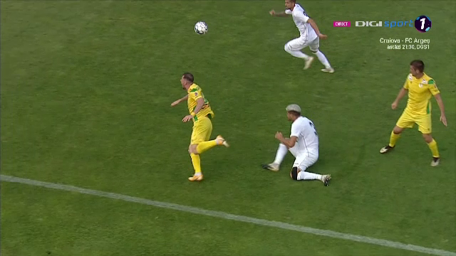Intrare de K1 a unui fotbalist de la Gaz Metan! Arbitrul Gaman a aratat primul cartonas rosu al sezonului_17