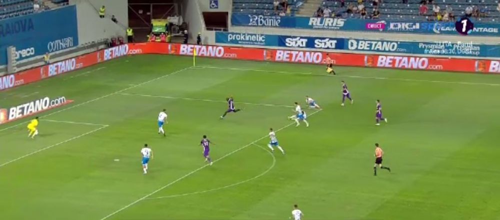 Craiova se impune la limita in fata Argesului! Ivan, marcatorul unui gol spectaculos, la capatul unei faze superbe create de Cimpanu. Aici ai cele mai frumoase faze din Craiova 1-0 Arges_6