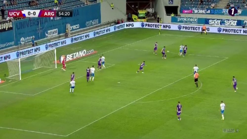 Craiova se impune la limita in fata Argesului! Ivan, marcatorul unui gol spectaculos, la capatul unei faze superbe create de Cimpanu. Aici ai cele mai frumoase faze din Craiova 1-0 Arges_10
