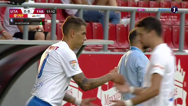 Gest superb facut de fanii de la UTA! Adrian Petre, aplaudat de intreg stadionul la iesirea de pe teren_5