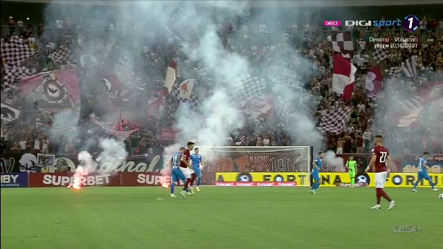 Atmosfera senzationala facuta de fanii Rapidului la revenirea in Liga 1! Fotbalul romanesc, mai 
