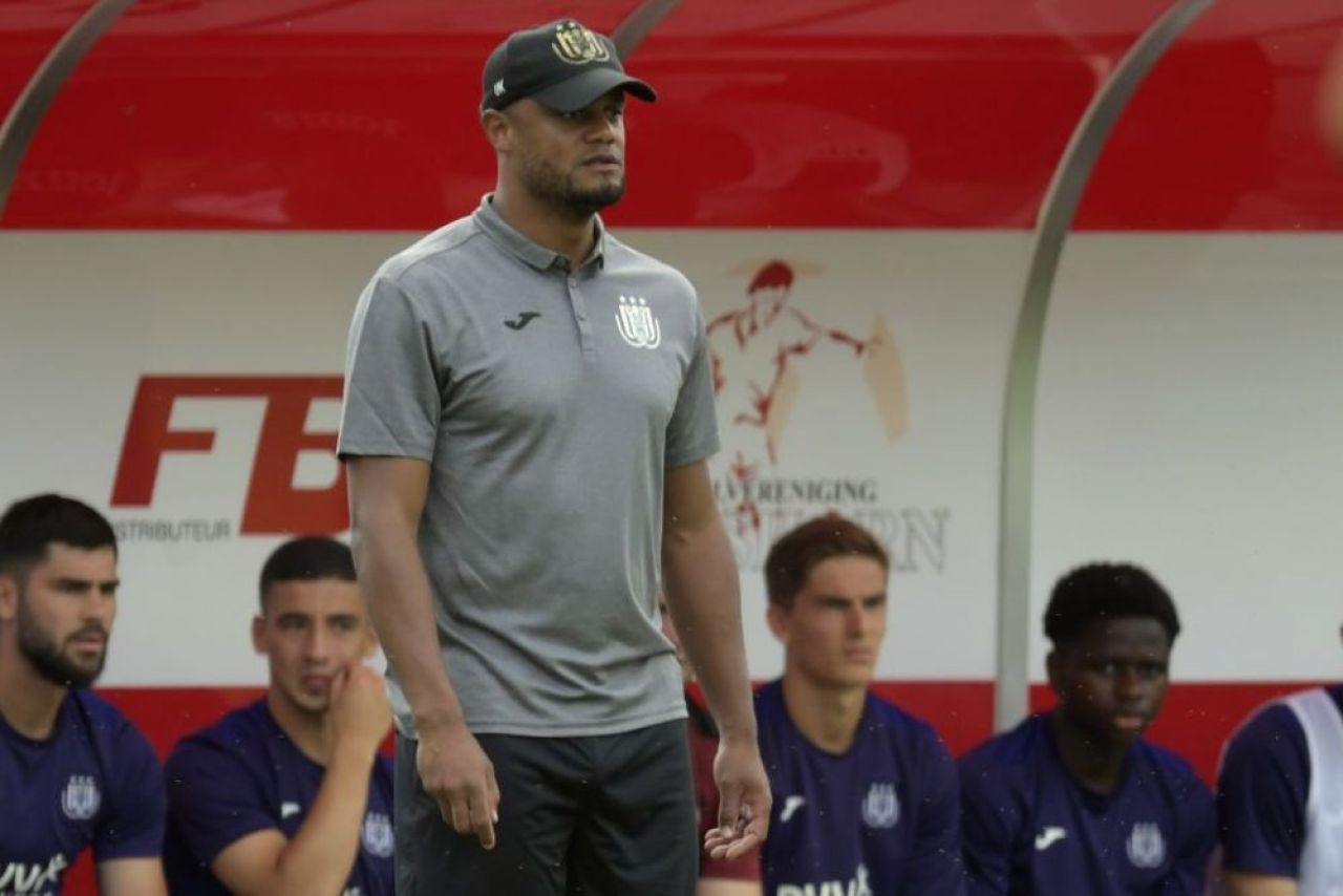 Craiova o va întâlni pe Anderlecht dacă trece de Laci!