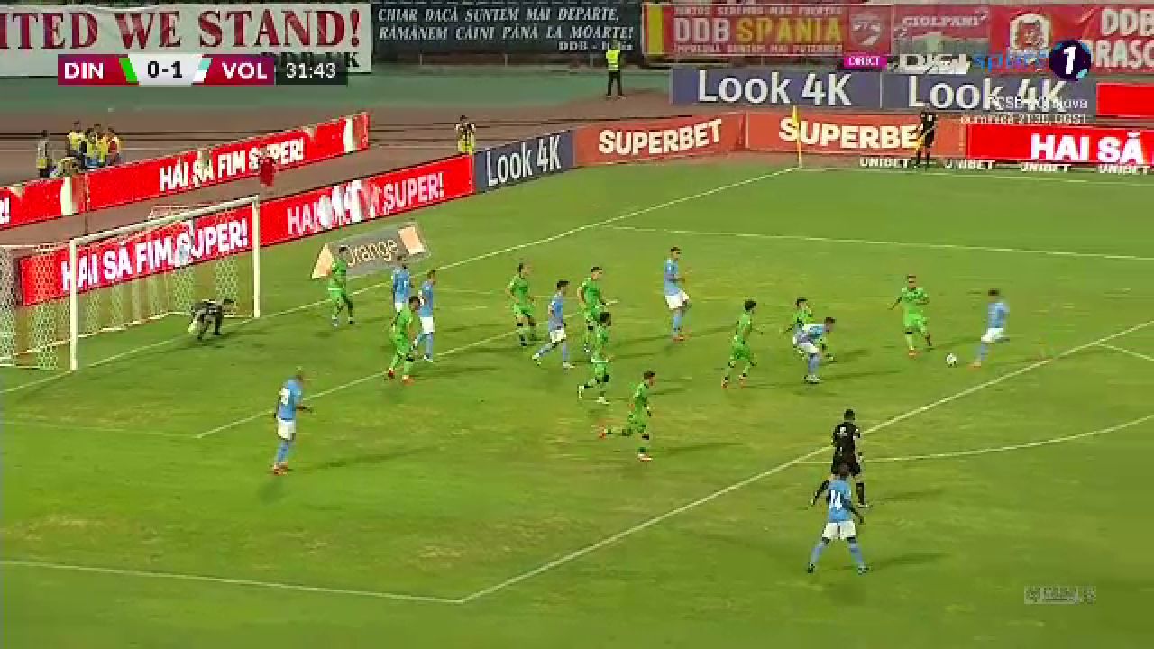 Meci nebun în ”Ștefan cel Mare”! Deian Sorescu a prins o seară de zile mari și i-a adus victoria lui Dinamo, cu un hat-trick. Aici ai tot ce s-a întâmplat in Dinamo 3-2 Voluntari_11