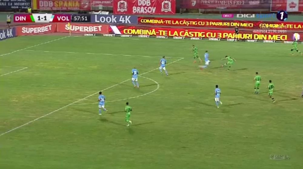 Meci nebun în ”Ștefan cel Mare”! Deian Sorescu a prins o seară de zile mari și i-a adus victoria lui Dinamo, cu un hat-trick. Aici ai tot ce s-a întâmplat in Dinamo 3-2 Voluntari_14