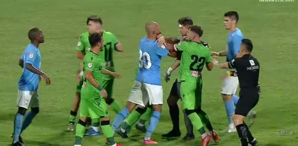 Tamaș și Eșanu la un pas de bătaie! De la ce a pornit scandalul și explicația lui Crăciunescu despre decizia arbitrului _2