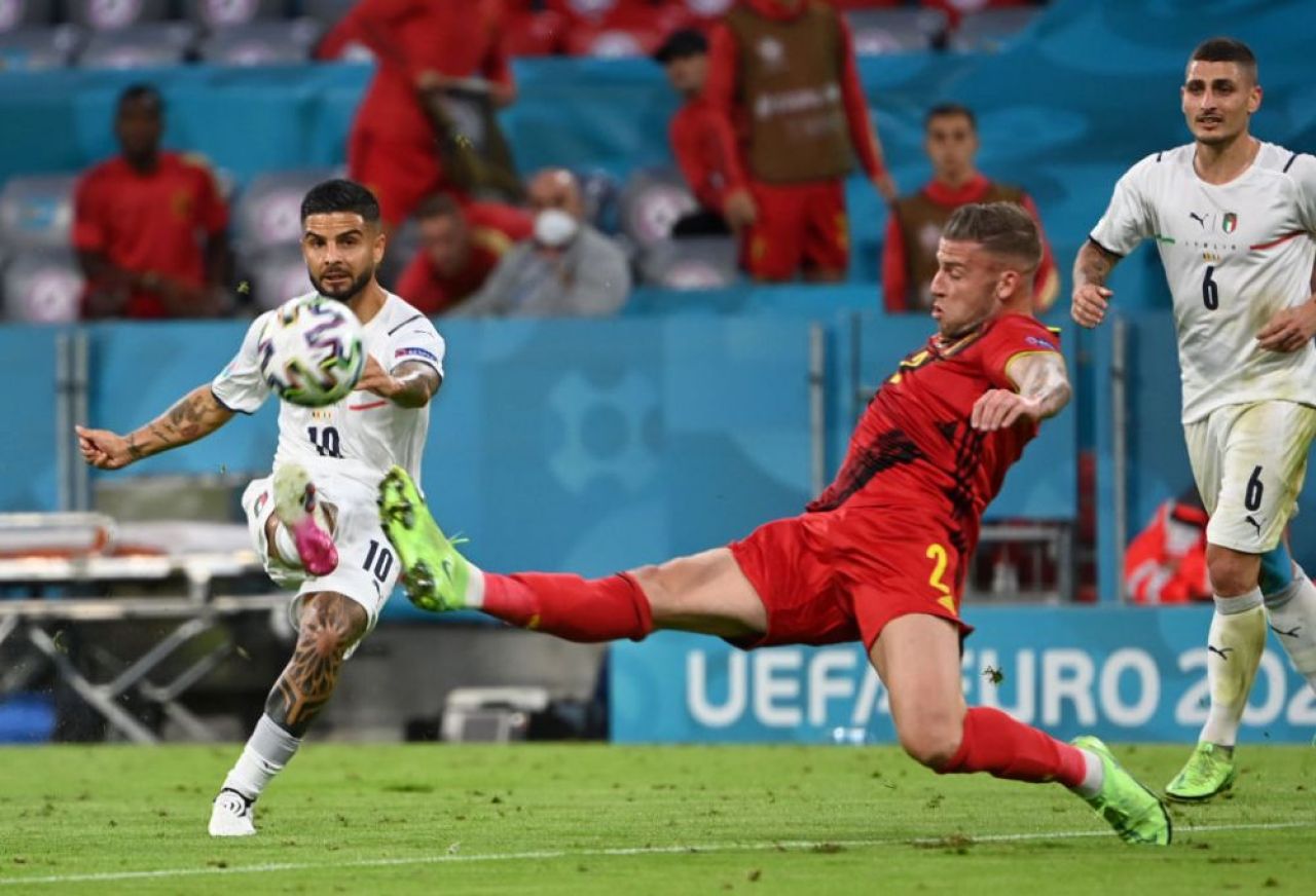 UEFA a hotărât! Acestea sunt cele mai spectaculoase 10 goluri ale sezonului: Messi și Ronaldo nu se află pe listă_6