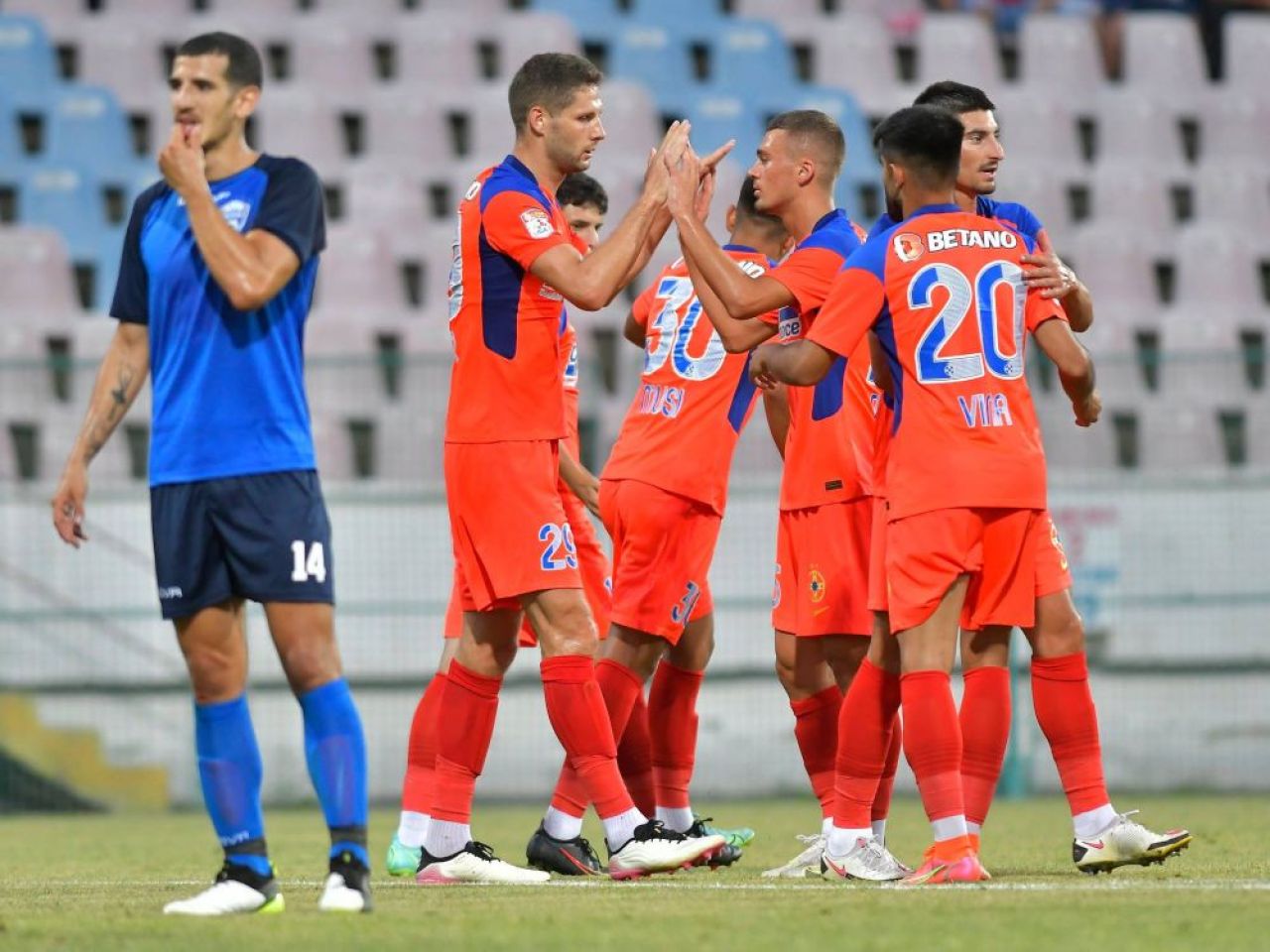 EXCLUSIV | Ce spune Gigi Becali înaintea meciului din Conference League: