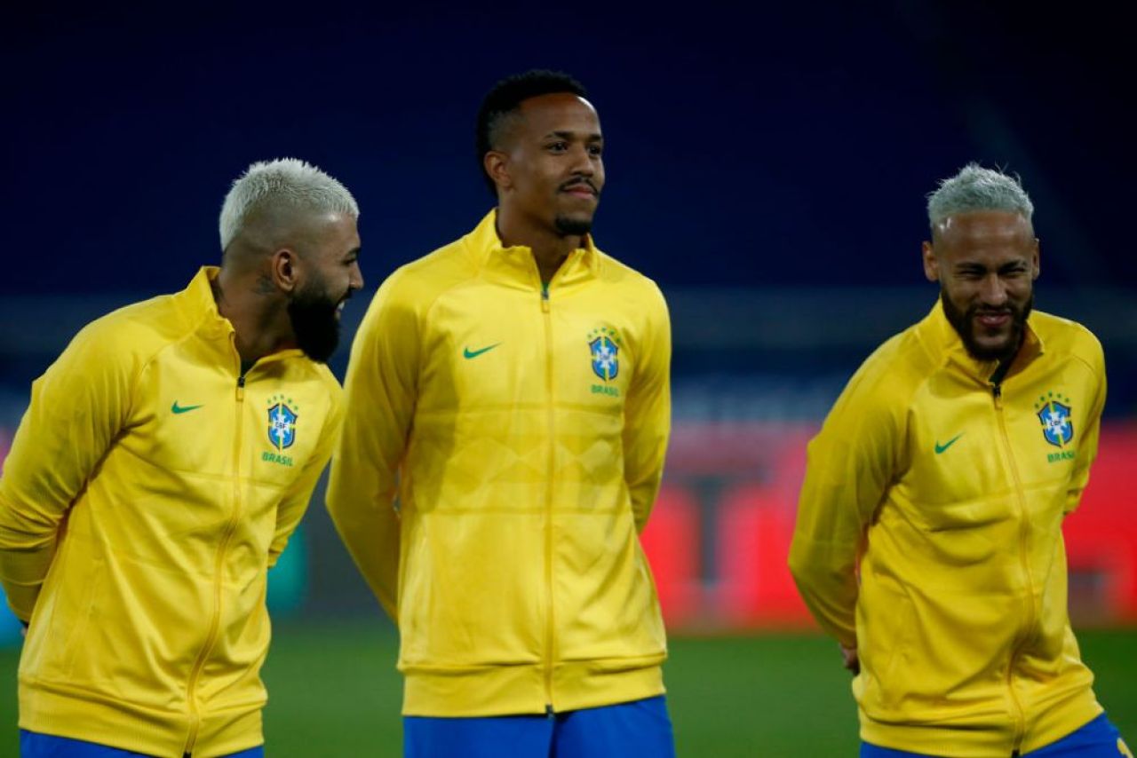 Fosta iubită a lui Neymar se iubește acum cu un alt fotbalist brazilian! Cum arată Karoline_9