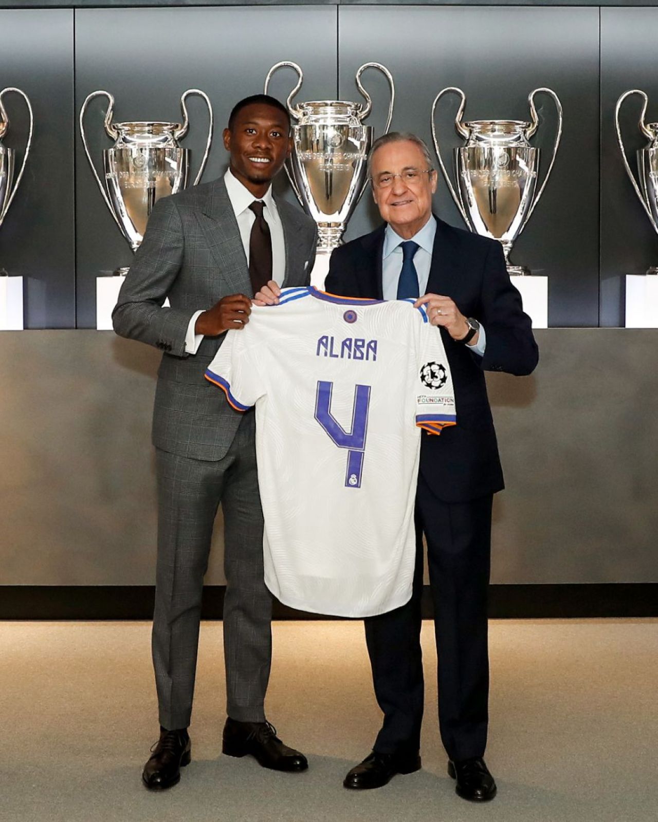 El este „noul Ramos” de la Real Madrid! Alaba a fost prezentat și va juca în tricoul fostului căpitan _3