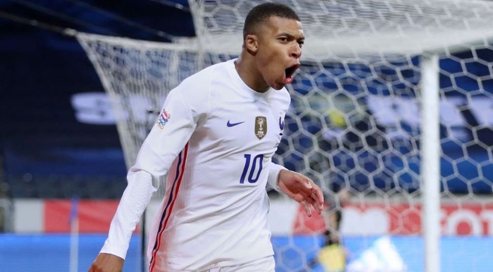 Fac totul să-l țină pe Mbappe. Planul pus la punct de oficialii PSG pentru a-l convinge pe starul francez să rămână _2