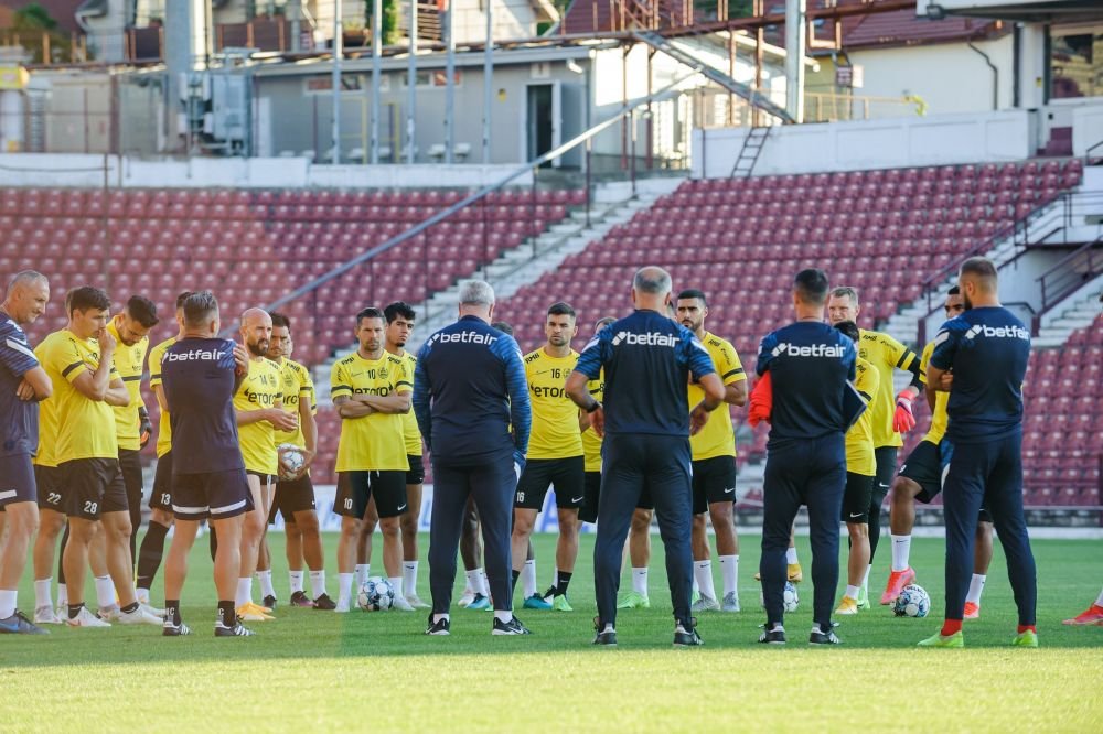 Șumudică implementează sistemul rotațiilor la CFR Cluj! Ce spune despre posibila sosire a lui ”Budi” în Gruia_3