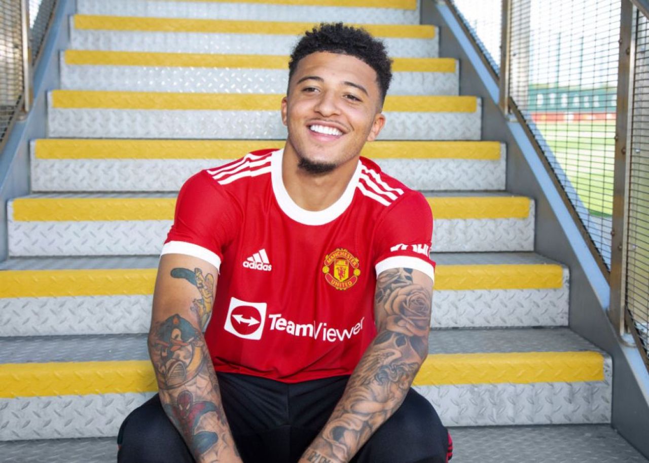 Jadon Sancho a fost prezentat în mod oficial la Manchester United. Primele imagini în tricoul