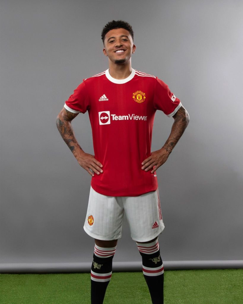 Jadon Sancho a fost prezentat în mod oficial la Manchester United. Primele imagini în tricoul 