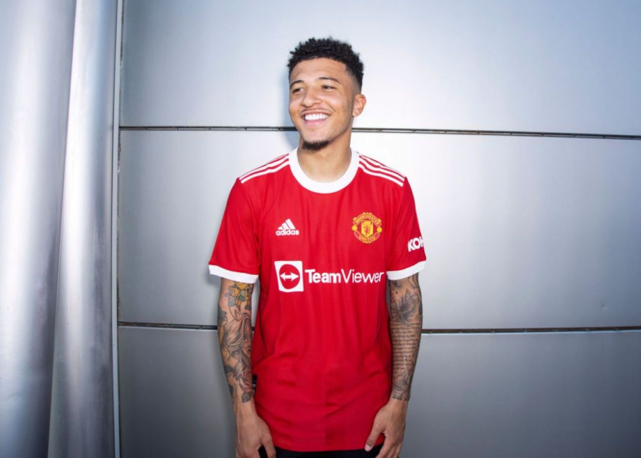 Jadon Sancho a fost prezentat în mod oficial la Manchester United. Primele imagini în tricoul