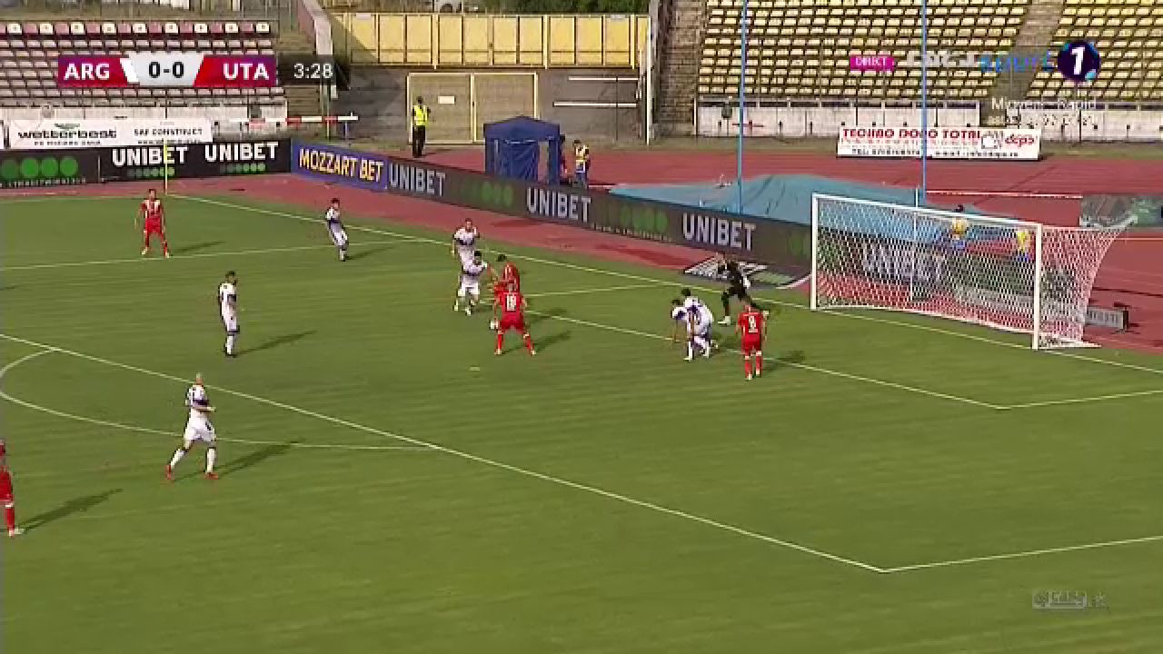 Trei puncte luate cu o bijuterie de gol! UTA s-a impus la Pitești datorită reușitei lui Dangubic! _2