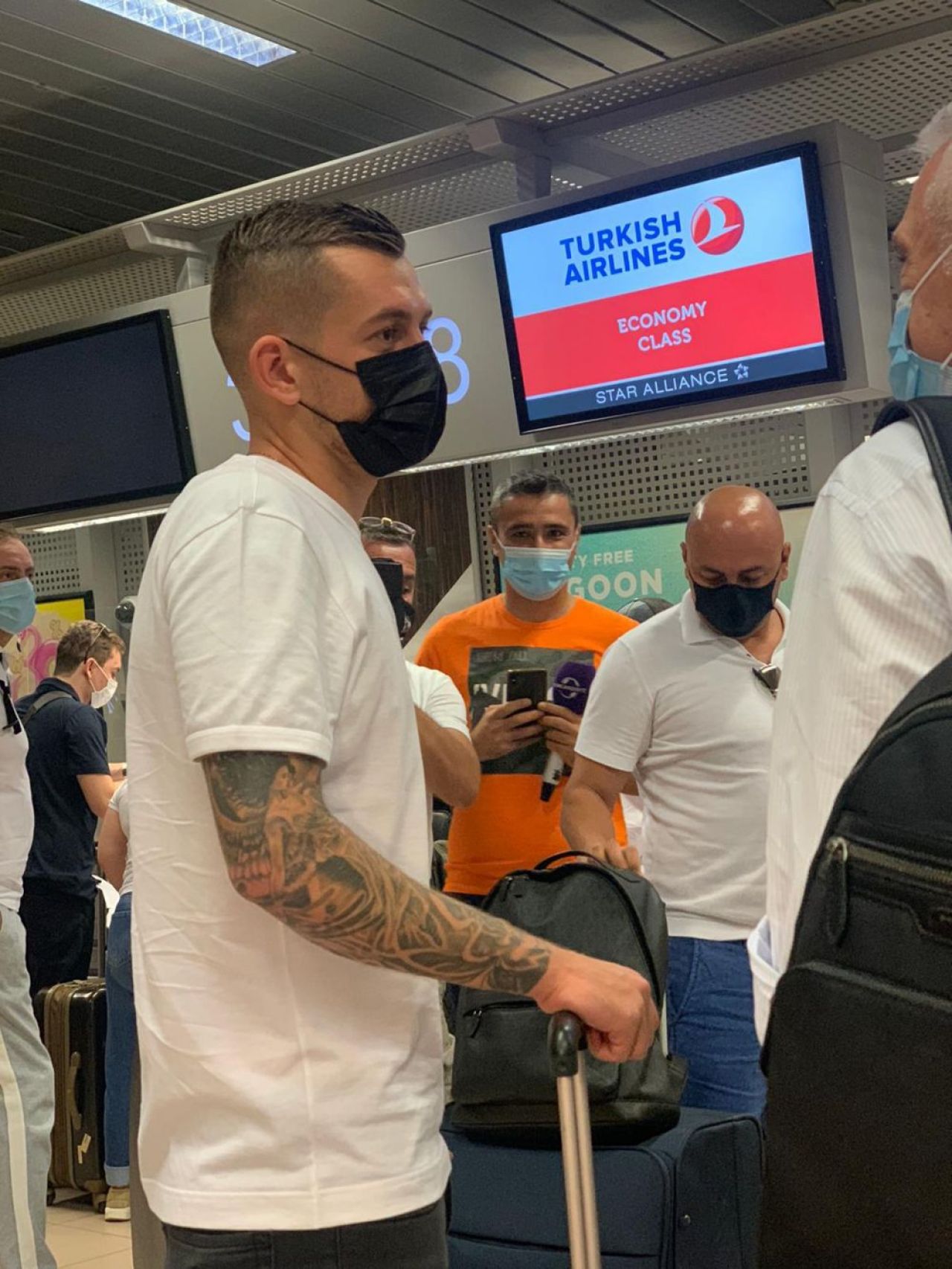 Prima reacție a lui Cicâldău după ce a semnat cu Galatasaray! Mesaj pentru fanii Craiovei_3