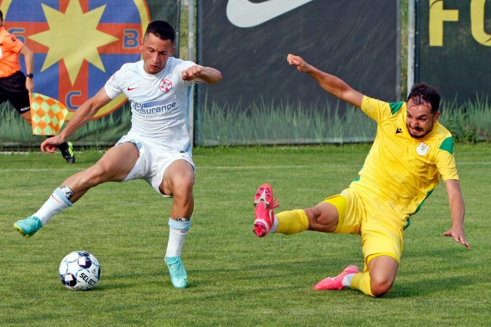 Reacția lui Todoran când a fost întrebat despre posibilul transfer al lui Moruțan! Antrenorul a vorbit și despre Vinicius_2