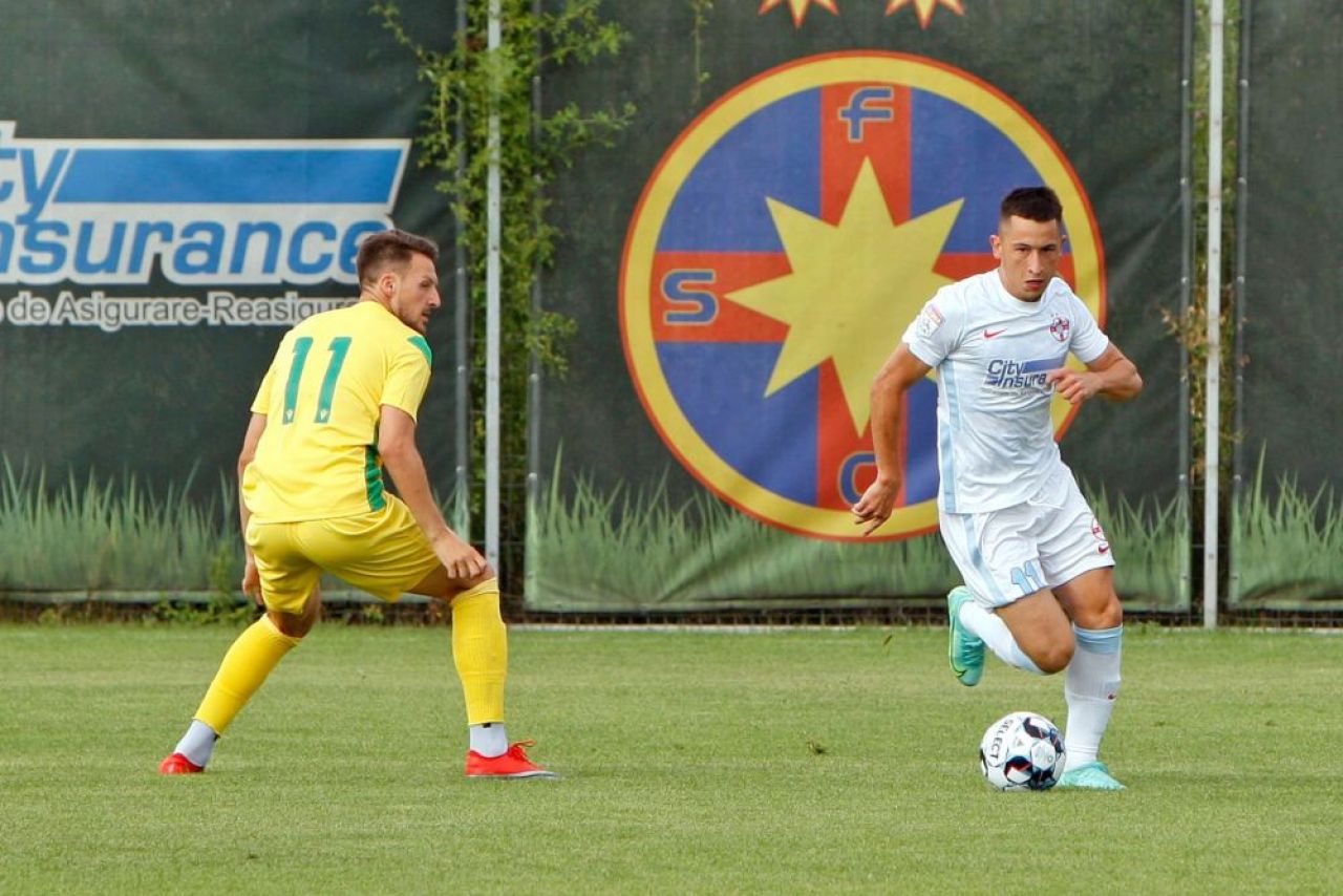 Reacția lui Todoran când a fost întrebat despre posibilul transfer al lui Moruțan! Antrenorul a vorbit și despre Vinicius_3