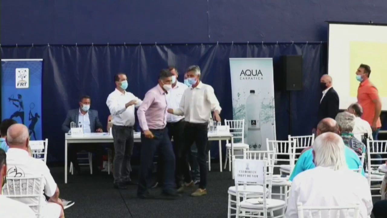 Scandal la FRT în timpul Adunării Generale! Imagini incredibile petrecute în fața lui Ion Țiriac: „Oprește ședința!”_26