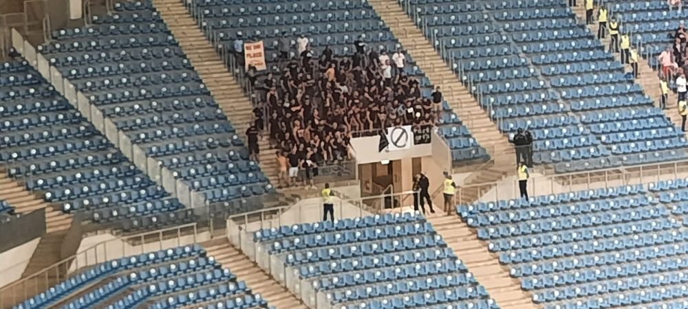 „Piesa rap sau manele la proțap? / ConȘtiința voastră e curată?” Duel în bannere între suporteri lui FCU Craiova și Dinamo_16
