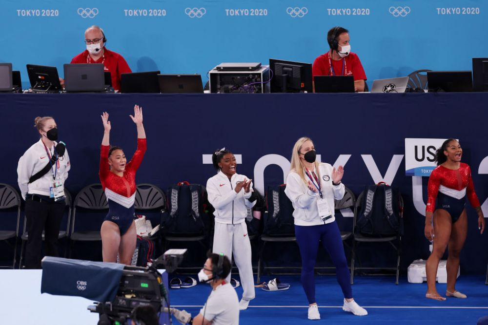 Fără Simone Biles, SUA ratează al treilea titlu olimpic consecutiv la echipe. Rusia (Team ROC), noua stea a gimnasticii_11
