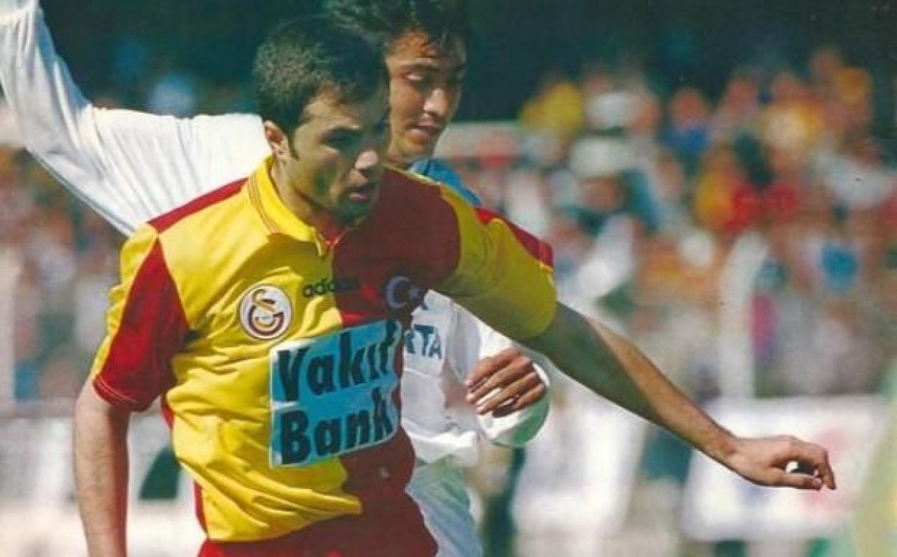 Top 5 fotbaliști români care au jucat la Galatasaray. Cu cine concurează Alexandru Cicâldău_1