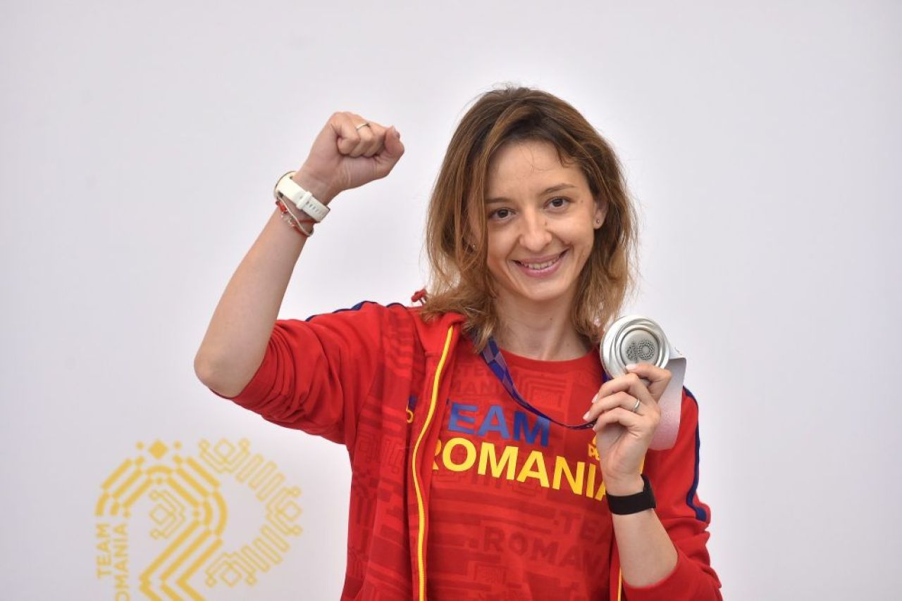 Ana Maria Popescu a refuzat să dea mâna cu Novak! Ce spune premierul Cîțu de conflictul celor doi_5
