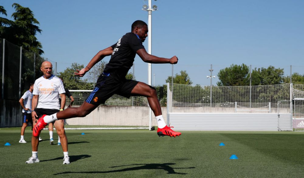 Real Madrid, blestemată de Sergio Ramos?! Înlocuitorul spaniolului, David Alaba, ar putea lipsi în startul sezonului_4