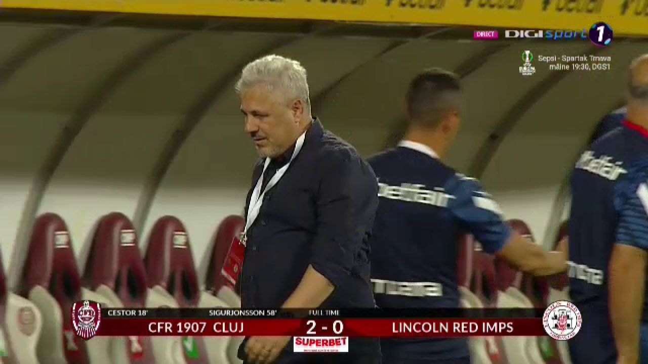 FOTO | Gestul făcut de Șumudică imediat după fluierul final. Cum a fost surprins tehnicianul ardelenilor_1