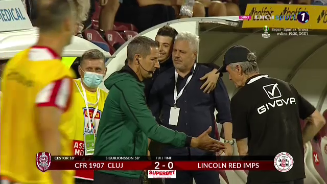 FOTO | Gestul făcut de Șumudică imediat după fluierul final. Cum a fost surprins tehnicianul ardelenilor_7